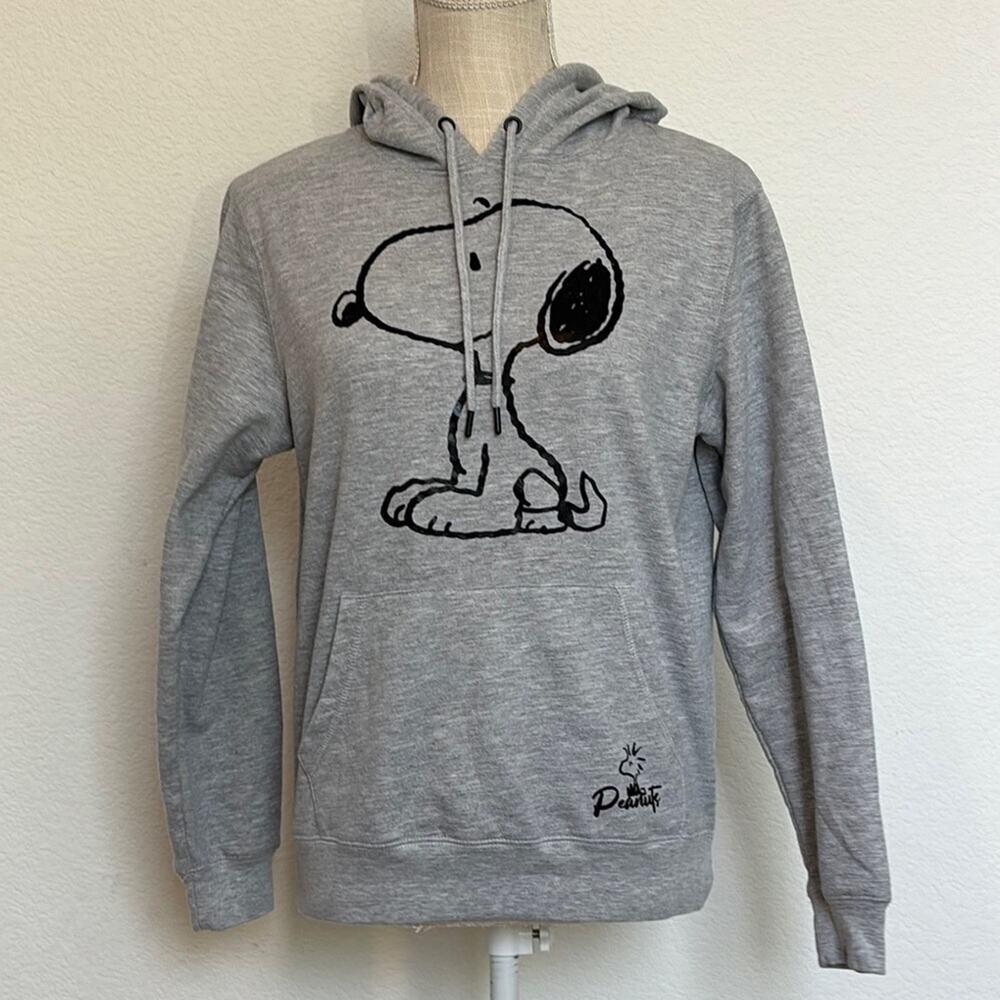 Peanuts Gray Hoodie with Snoopy Design Youth Medium (7-9)